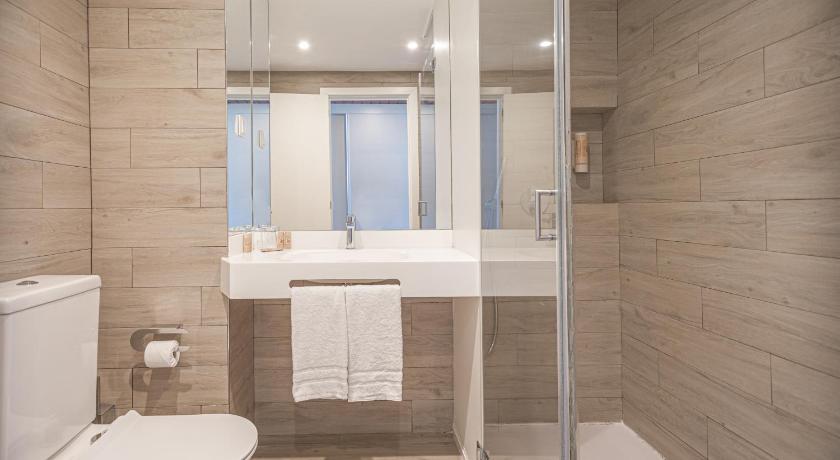 รูปของGuincho Room with Sea View 2