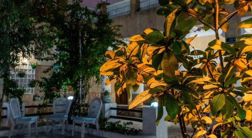 Arabian Boutique Hotel - image 13