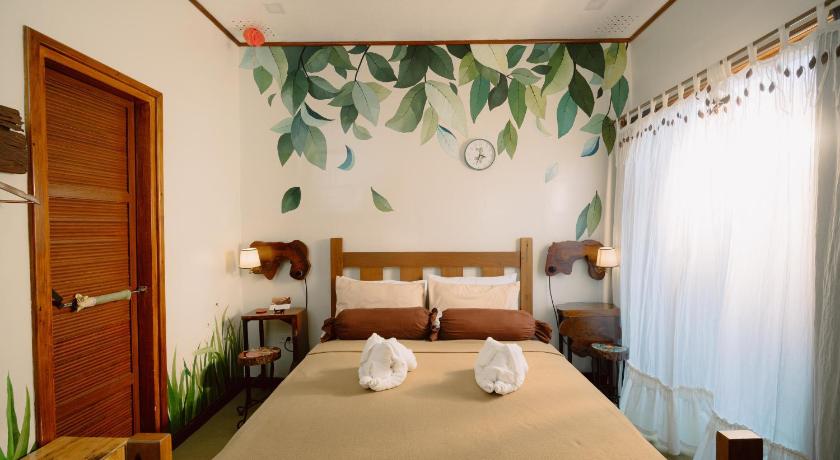Image of Queen Room 3