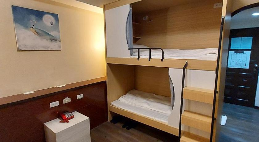 Image of Bunk Bed in Mixed Dormitory Room 1