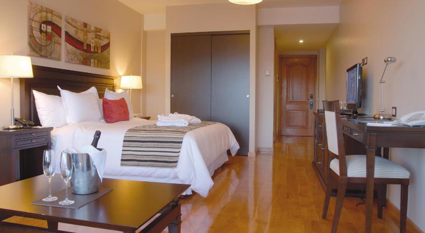 Image of Junior Suite 4