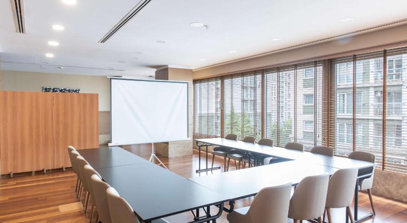 Radisson Residences Avrupa TEM Istanbul - image 14