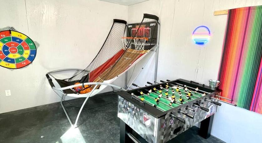 샌안토니오 (TX) Luxurious Villa with Private GAME ROOM – Your Ultimate Retreat for Fun and Relaxation! 4성급 숙소 스위트룸