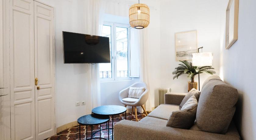 Sevilla El Salerito 3-Star Single Room lobby