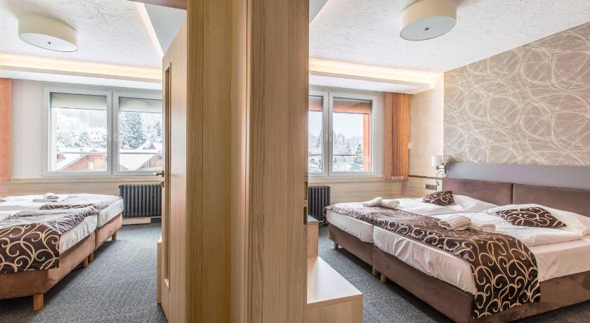 Image of Triple Room 6