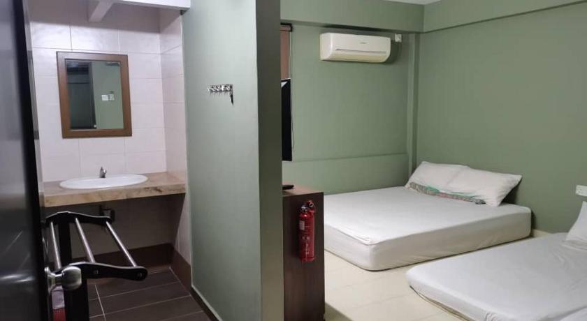 双溪冷当 Country View Inn 3星级 酒店 泳池