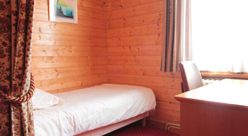 Image of Standard Double or Twin Room 8