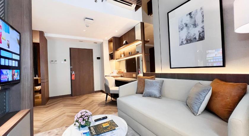 Image of Junior Suite King 7