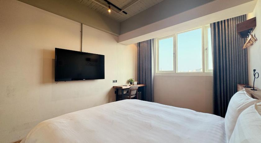 Image of Standard Double Room 3