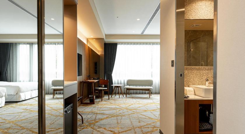 Image of Deluxe Double Balcony Room 6