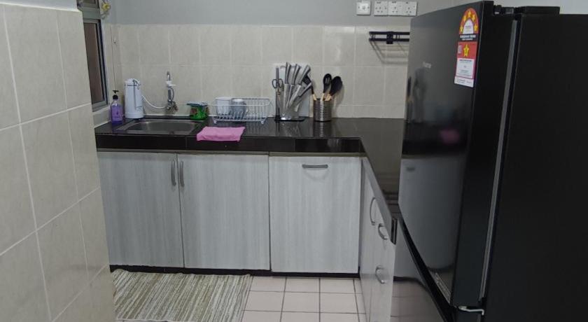 Homestay Saujana Aster - image 3