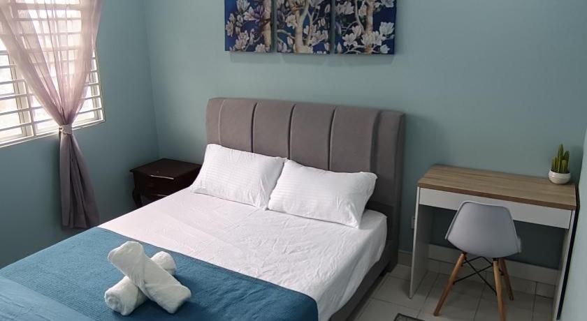 Homestay Saujana Aster - image 7
