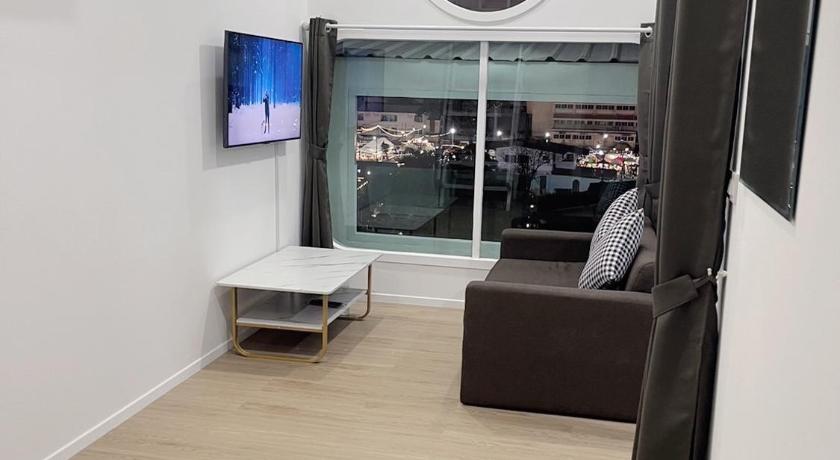 촌부리 Sugar Beach Bangsaen 3つ星 ホテル 眺望