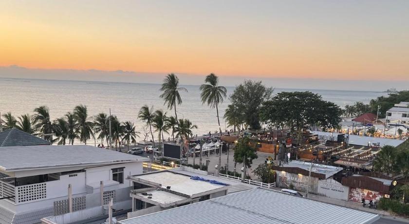 촌부리 Sugar Beach Bangsaen 3つ星 ホテル 外観