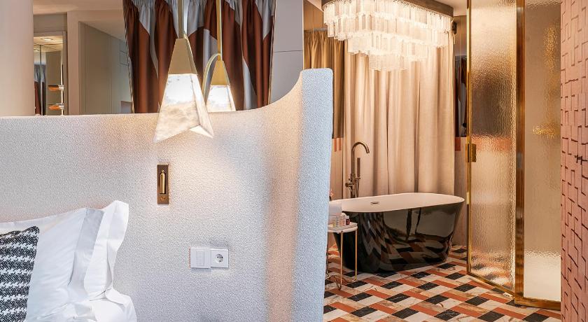 Image of Suite 5