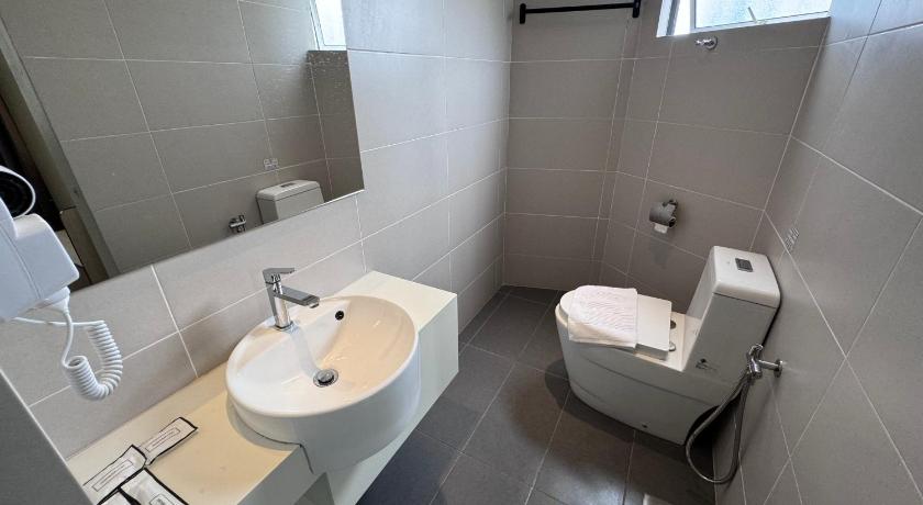 Image of Executive King Room 13