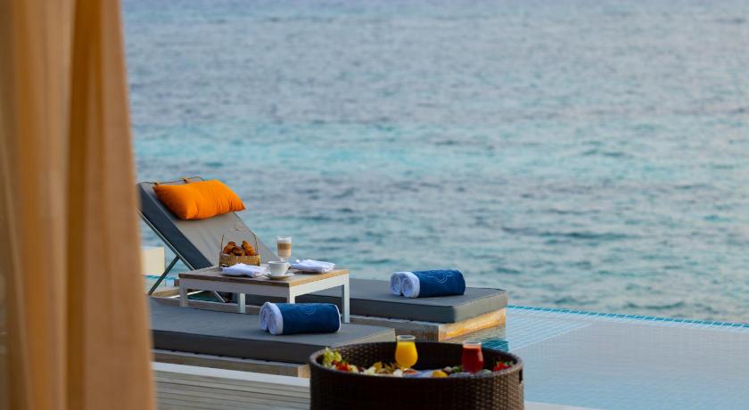รูปของวอเทอร์ วิลลา พร้อมสระว่ายน้ำ (Water Villa with Pool) 13