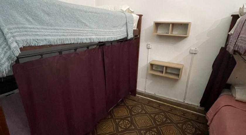 Image of Single Bed in Mixed Dormitory Room 14