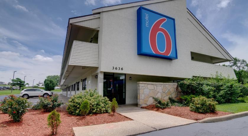 Motel 6-Kansas City, MO