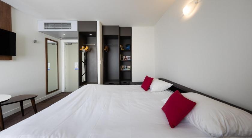 Image of Quadruple Room 8