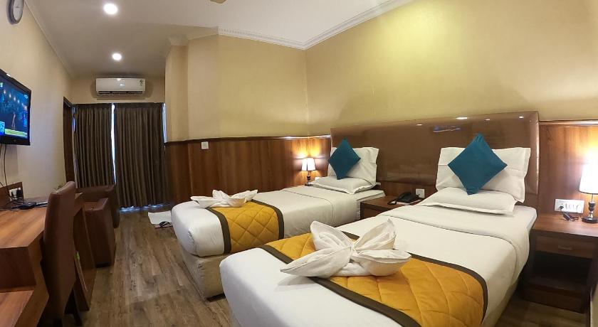 Hotel Empire International - Koramangala - image 28