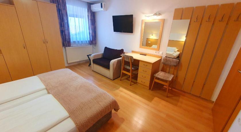 Image of Standard Double or Twin Room 0