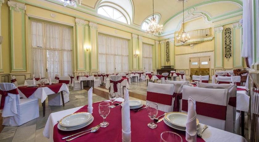 Hotel Tisza és Thermálfürdő - image 7