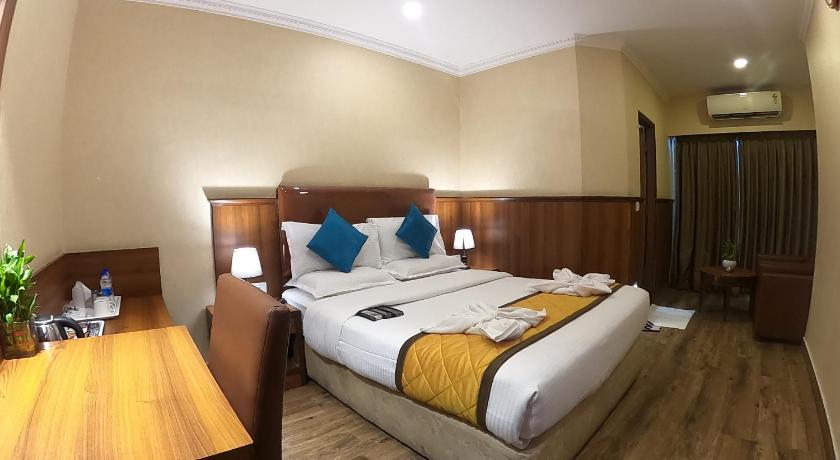 Hotel Empire International - Koramangala - image 29