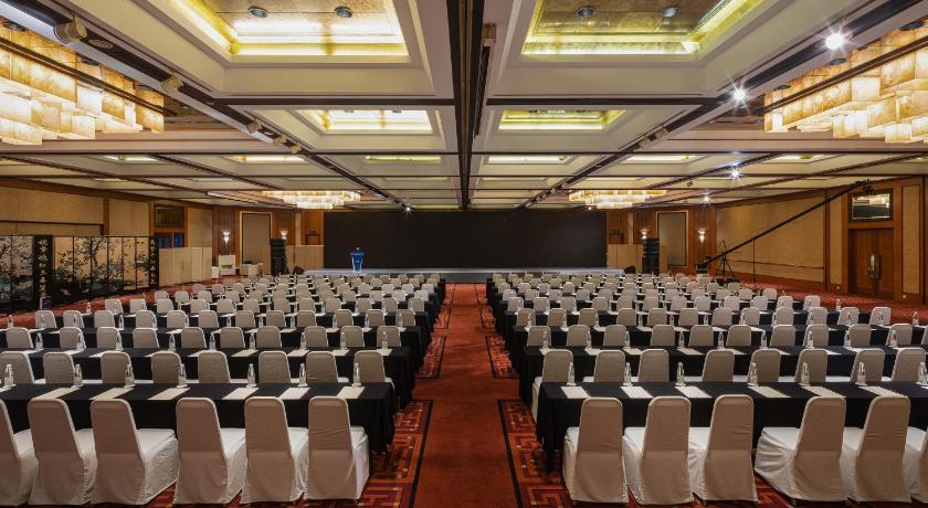 Jinling Hotel - image 27
