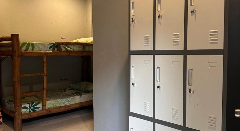 Image of 1 Person in 6-Bed Dormitory - Mixed 17