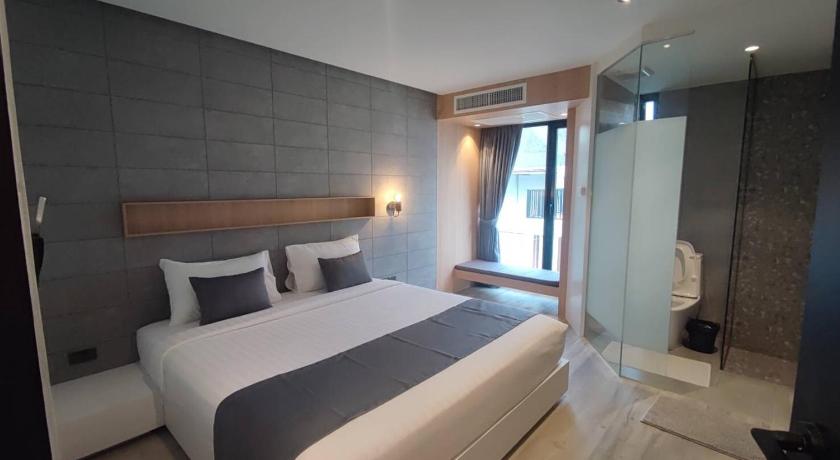 Image of Deluxe Suite 0