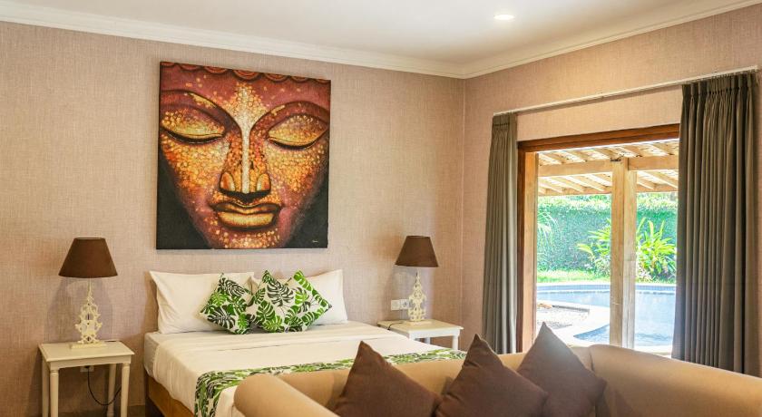 Image of Private Villa with Private Pool Garden View 4