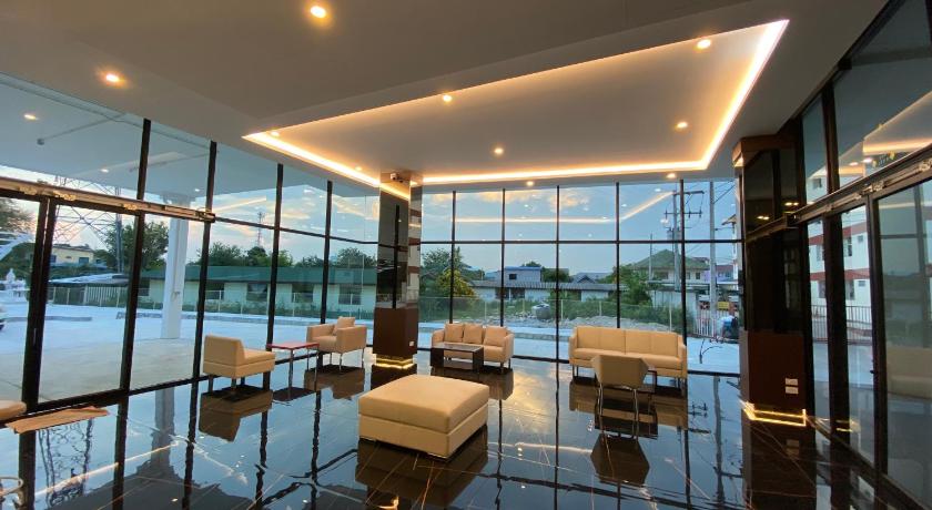 촌부리 지인 호텔 촌부리 (GEEN Hotel Chonburi) 4성급 호텔 로비