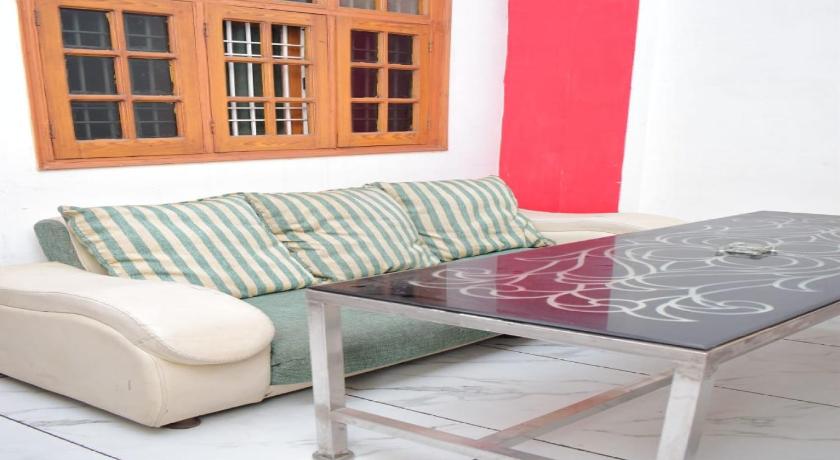 Hotel Moon Regency by Oyo Rooms – Panipat, NY