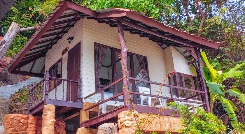 Phi Phi Private Beach Resort