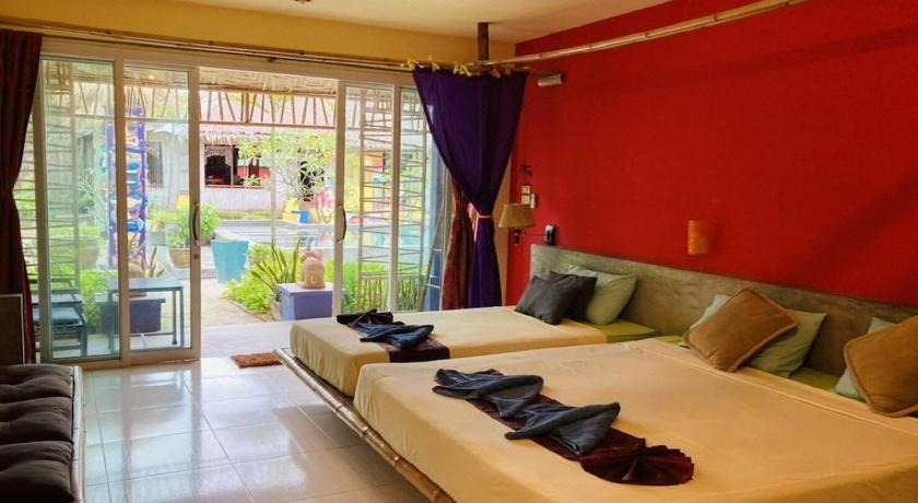 Image of Executive Triple Room 3