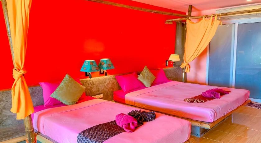 Image of Executive Triple Room 5