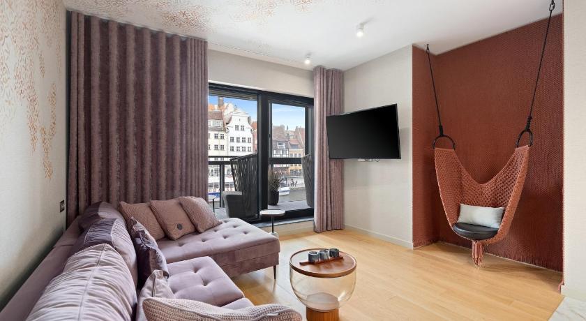 Deo Plaza Riverside Deluxe Apartments by Noclegi Renters