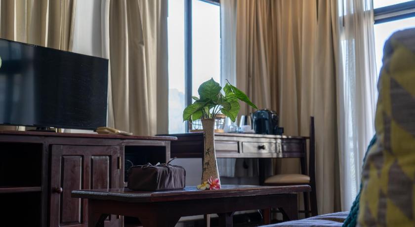 Image of Junior Suite with Balcony 7