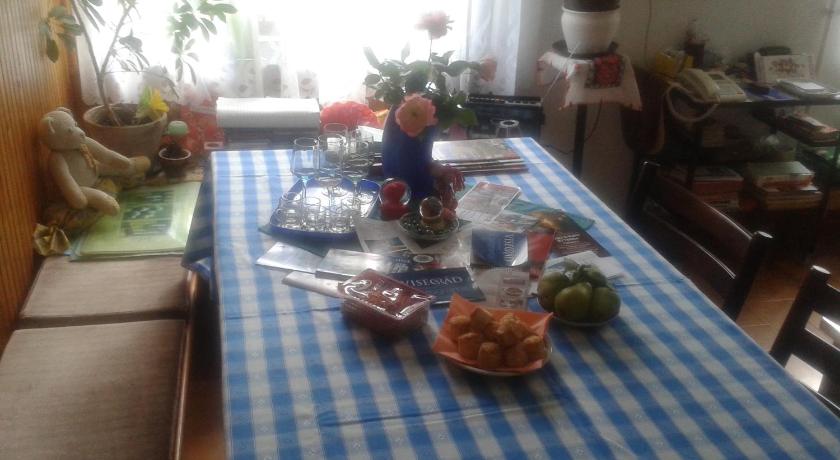 Pereszlenyi Vendeghaz photo