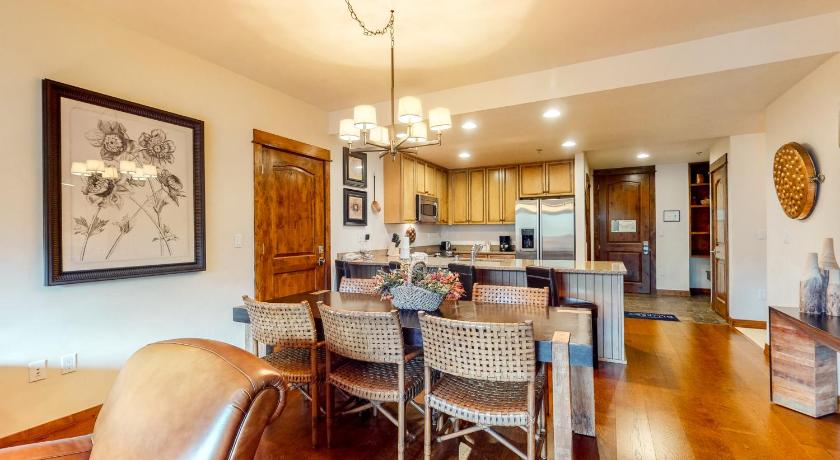 Image of Three-Bedroom House 6