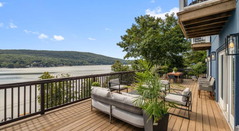 그린우드 레이크 (NY) Lakeview Villa with Private Hot Tub, Firepit & Spacious Decks with Breathtaking Cliff Views 5성급 숙소 외관