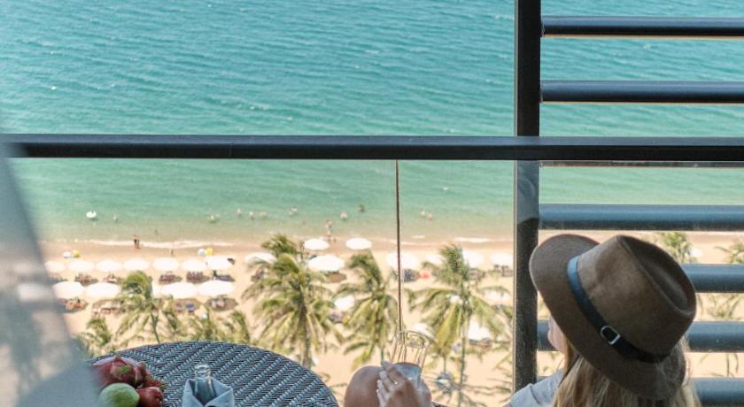 Image of Superior King Ocean View 17