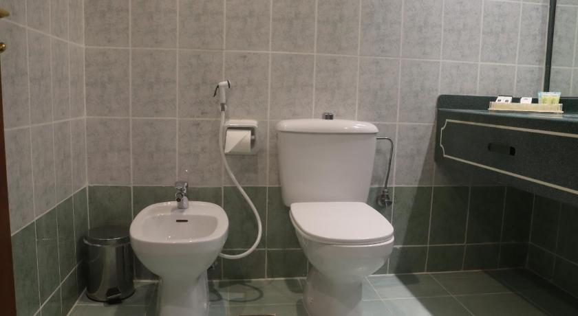 Image of Twin Room 10