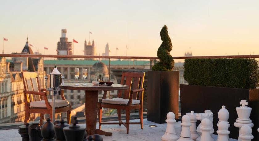 Image of The Whitehall Penthouse 1