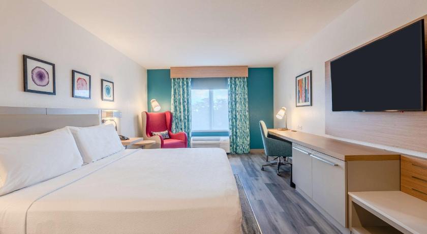 Image of 1 King Bed 3