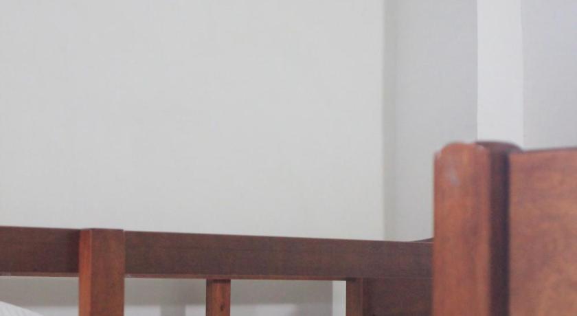 セブ B n T Inn 2つ星 ホテル レストラン