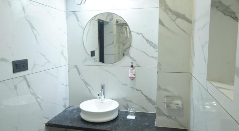 Image of Super Deluxe Room with Balcony 10