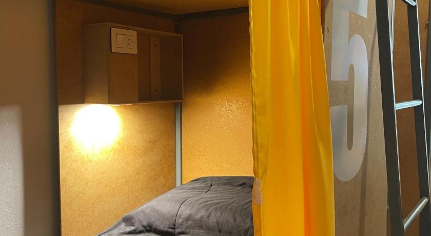 Image of Bed in 4-Bed Mixed Dormitory Room 3