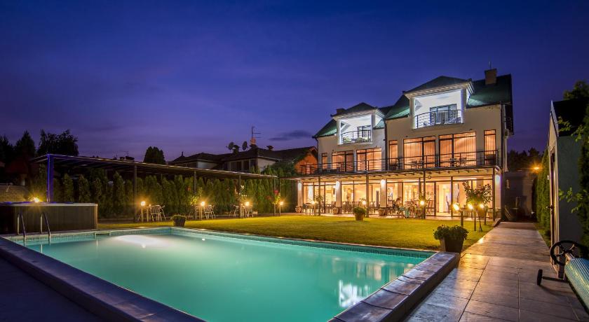 Guest House Panorama Aqualux — Hotel in Novi Sad
